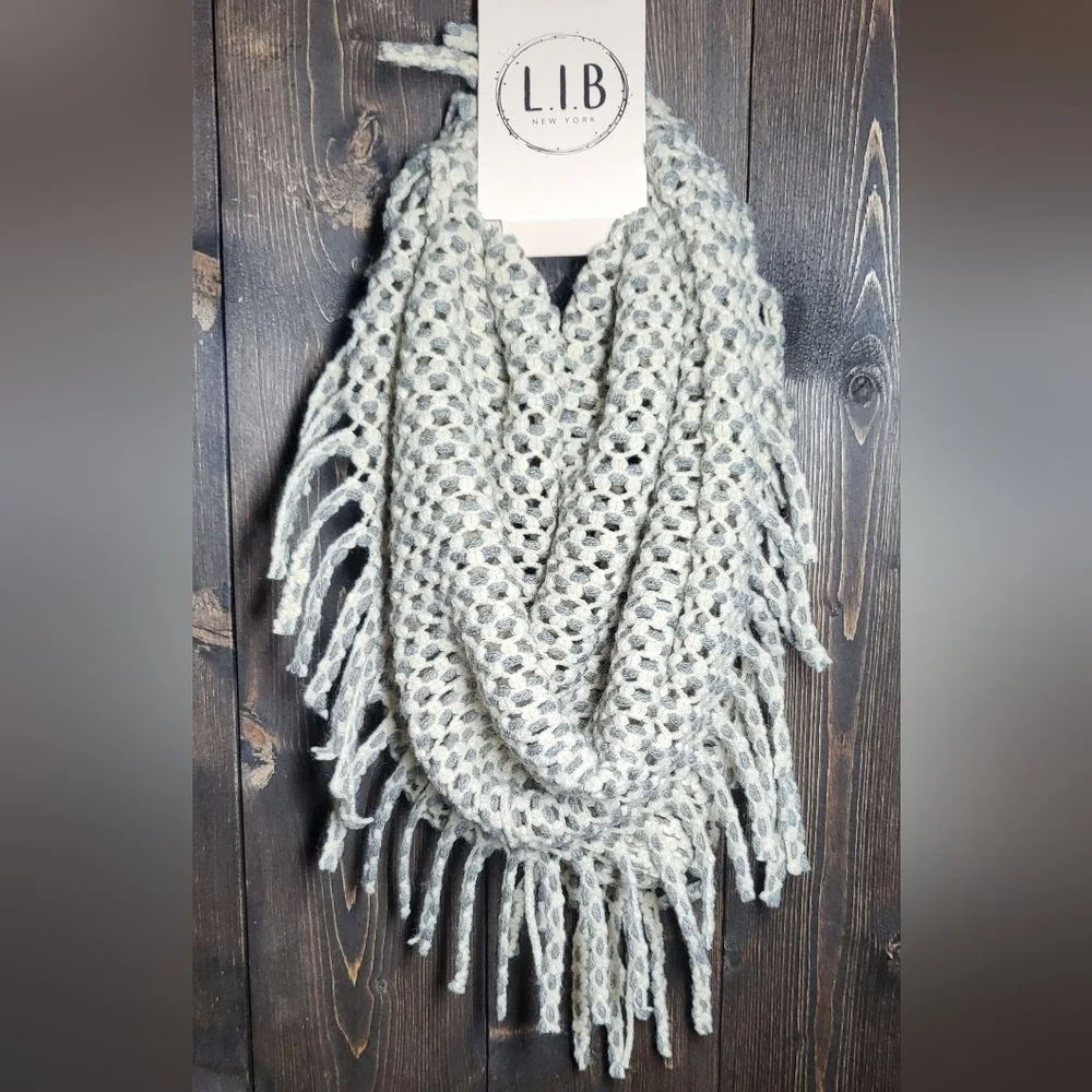 NWT Beige Chunky Cream Knit Cowl Infinity Scarf